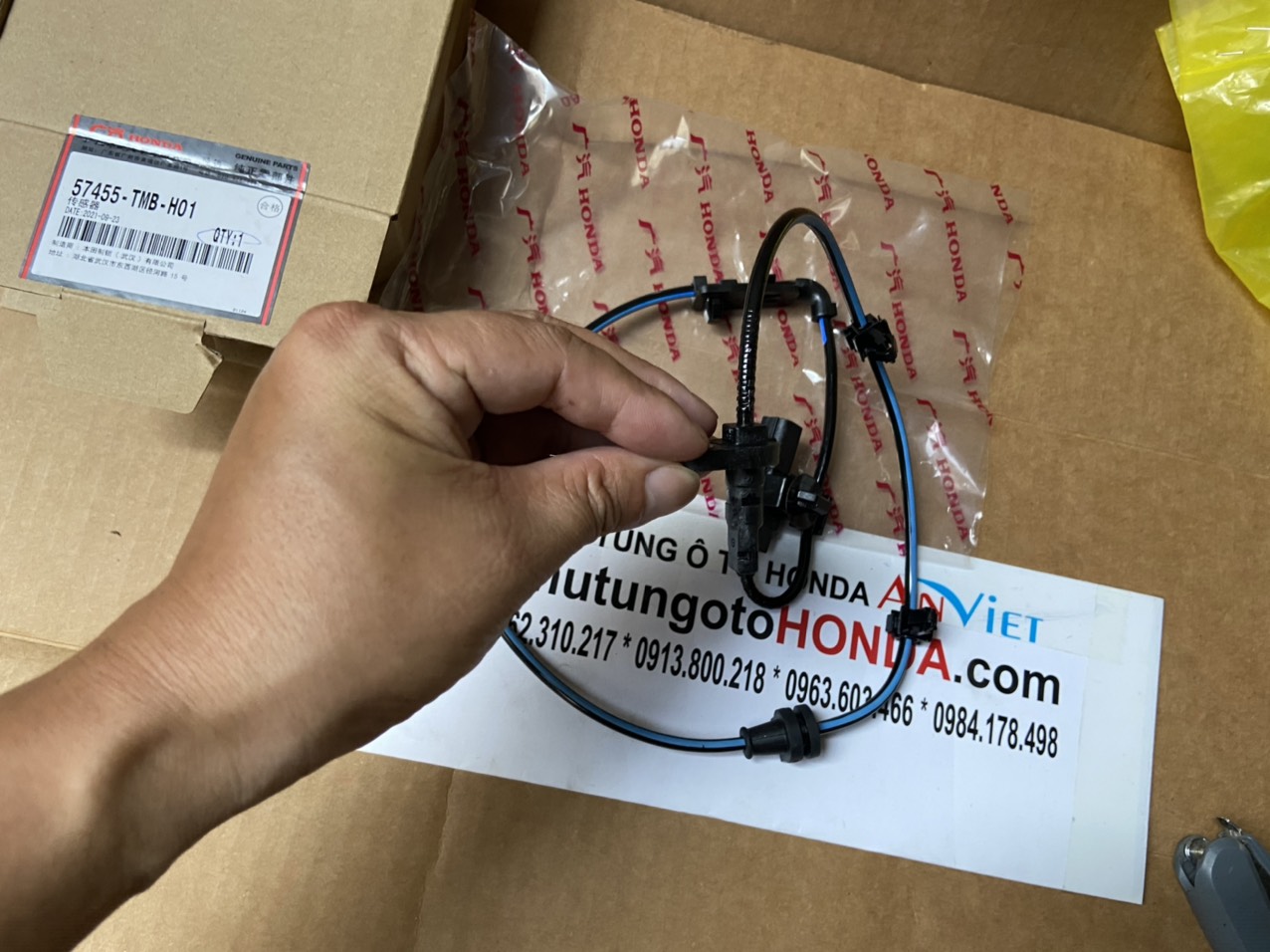 Cảm biến ABS trước xe Honda CRV 2018-2023